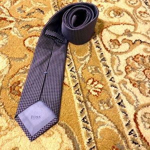 Hugo Boss tie silk